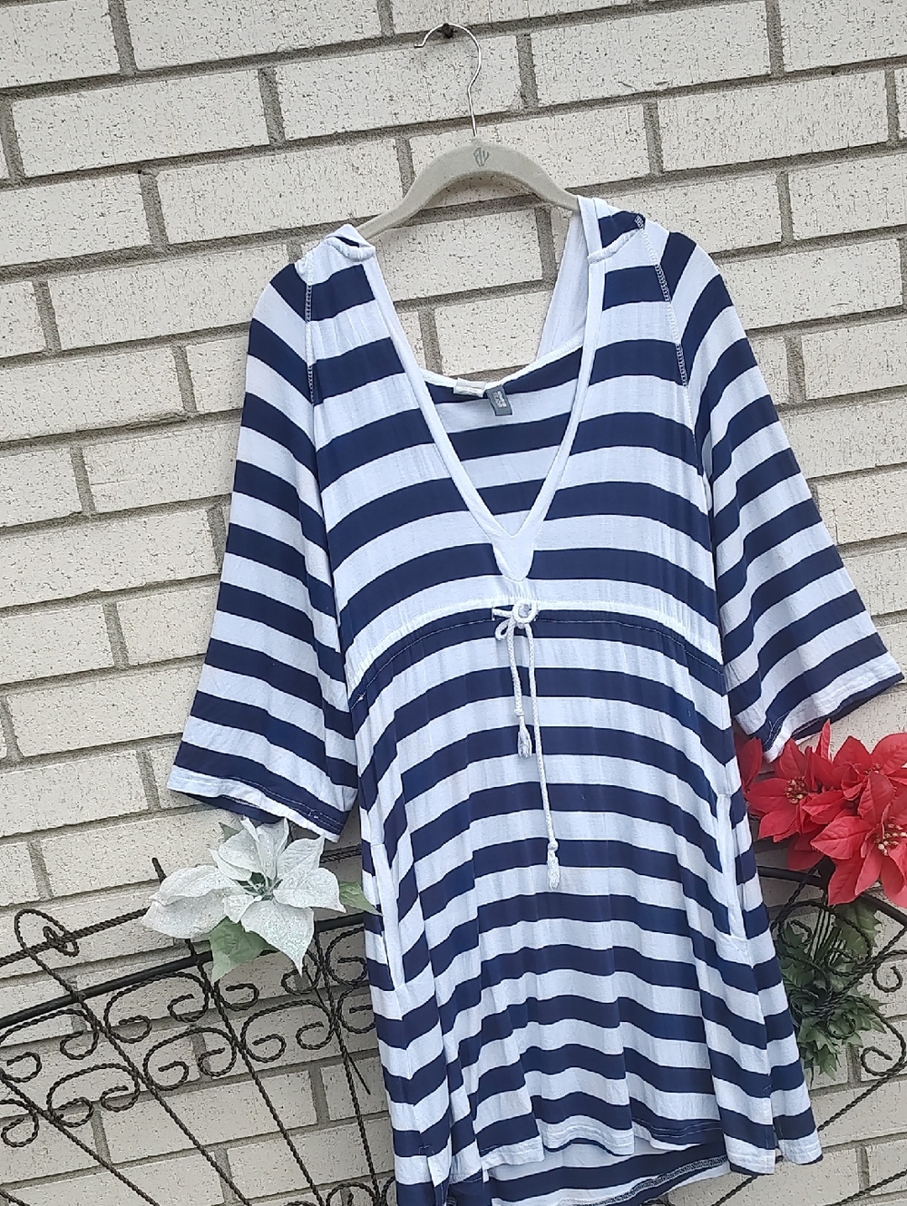 Kenneth Cole Reaction//Striped (Pool) Dress - Picture 7 of 11